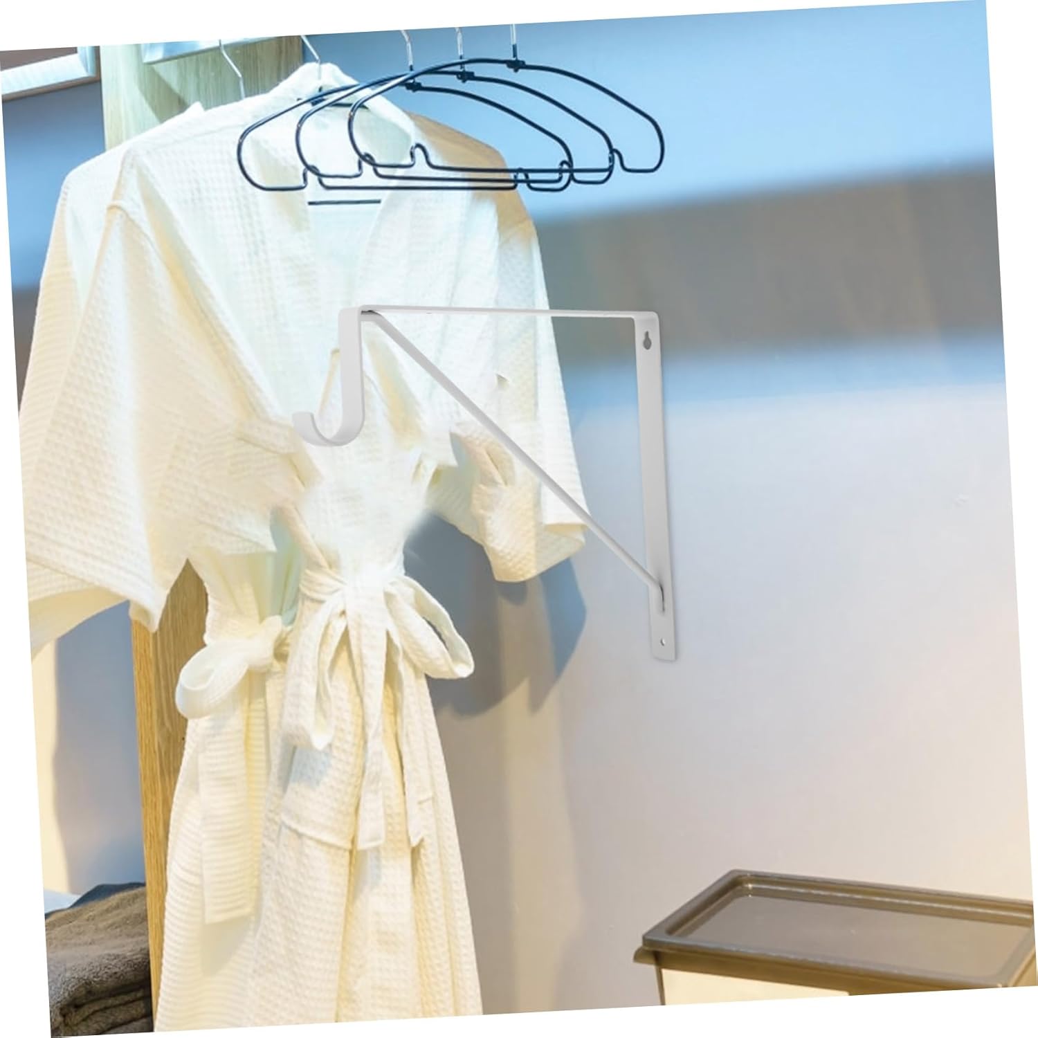 2pcs Heavy Duty Metal Floating Shelf Brackets Sturdy Wall Supports for Closets Kitchens and Bookshelves Easy Installation Precision Crafted for Enhanced Stability