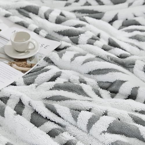 Miniatura 5 de Manta grande de forro polar sherpa suave y mullida, tamaño individual de 60 x 80 pulgadas, manta gruesa de terciopelo cálido para invierno,