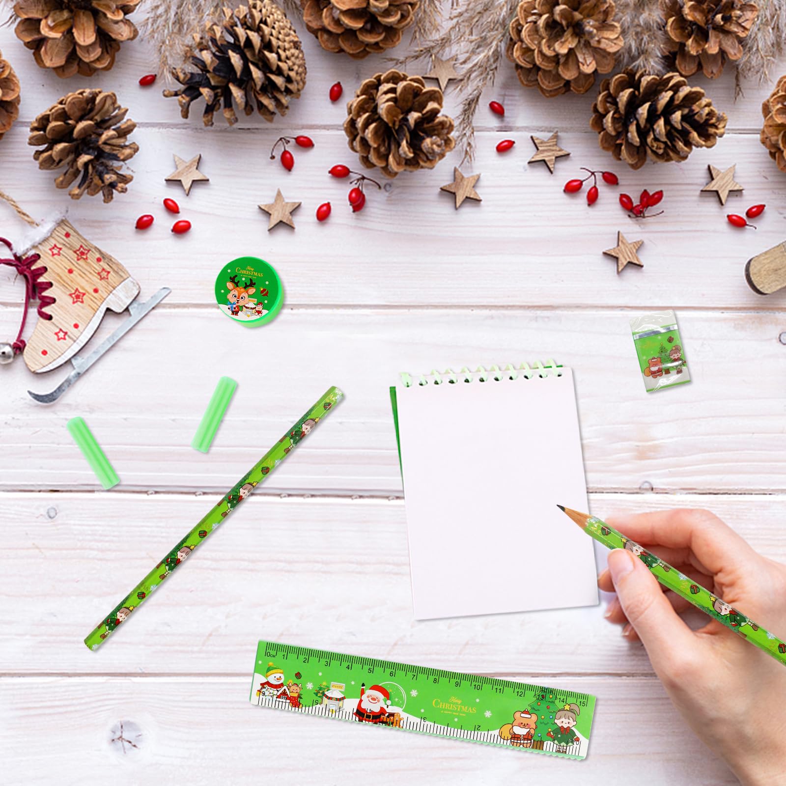 Cholemy 144-teiliges Weihnachts-Schreibwaren-Set – Mit Bleistiften, Radiergummis, Notizbuch