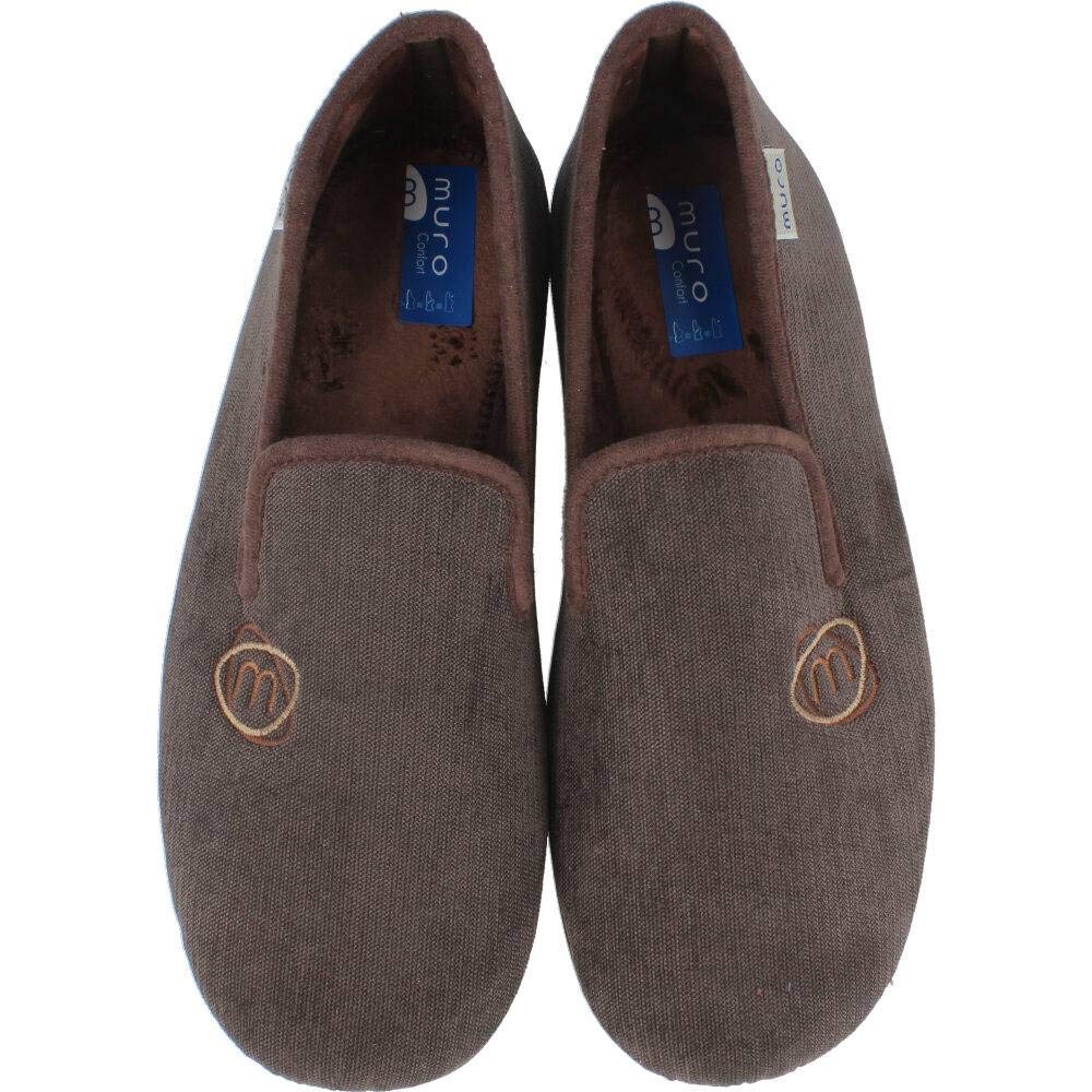 Zapatillas De Casa Cerradas Puntitos Marrón Garrido Muro