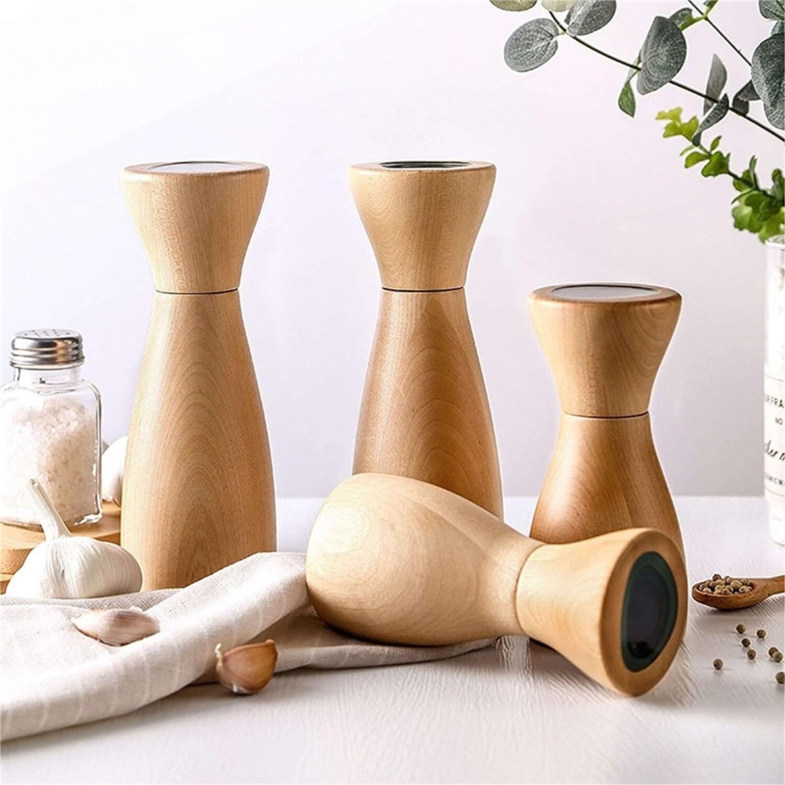 Młynek do soli i pieprzu Drewniany ręczny młynek do pieprzu Młynek do pieprzu Butelka do mielenia przypraw Ceramiczny rdzeń mielący Młynki do przypraw Solniczka, A-1szt