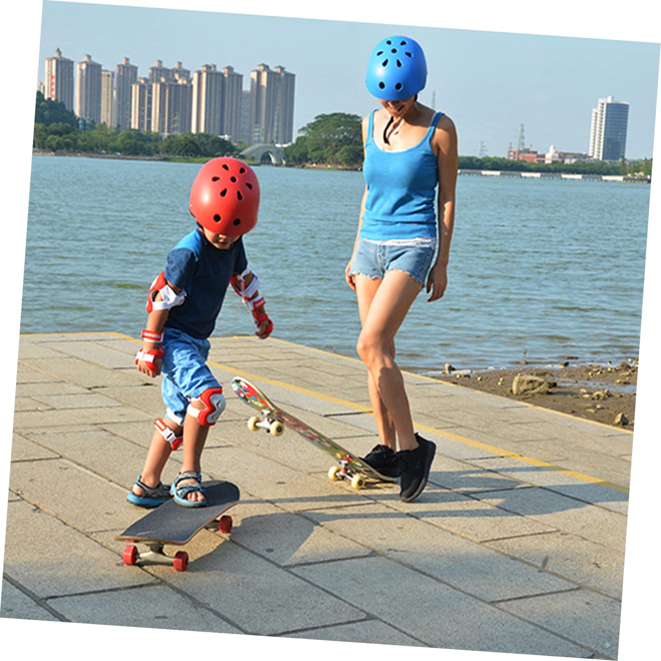 BESPORTBLE 2 Pièces Casque de Skate Casques de Skateboard de brouette de vélo Skate Adulte Roller de Patinage Accessoire de vélo de sécurité Blue