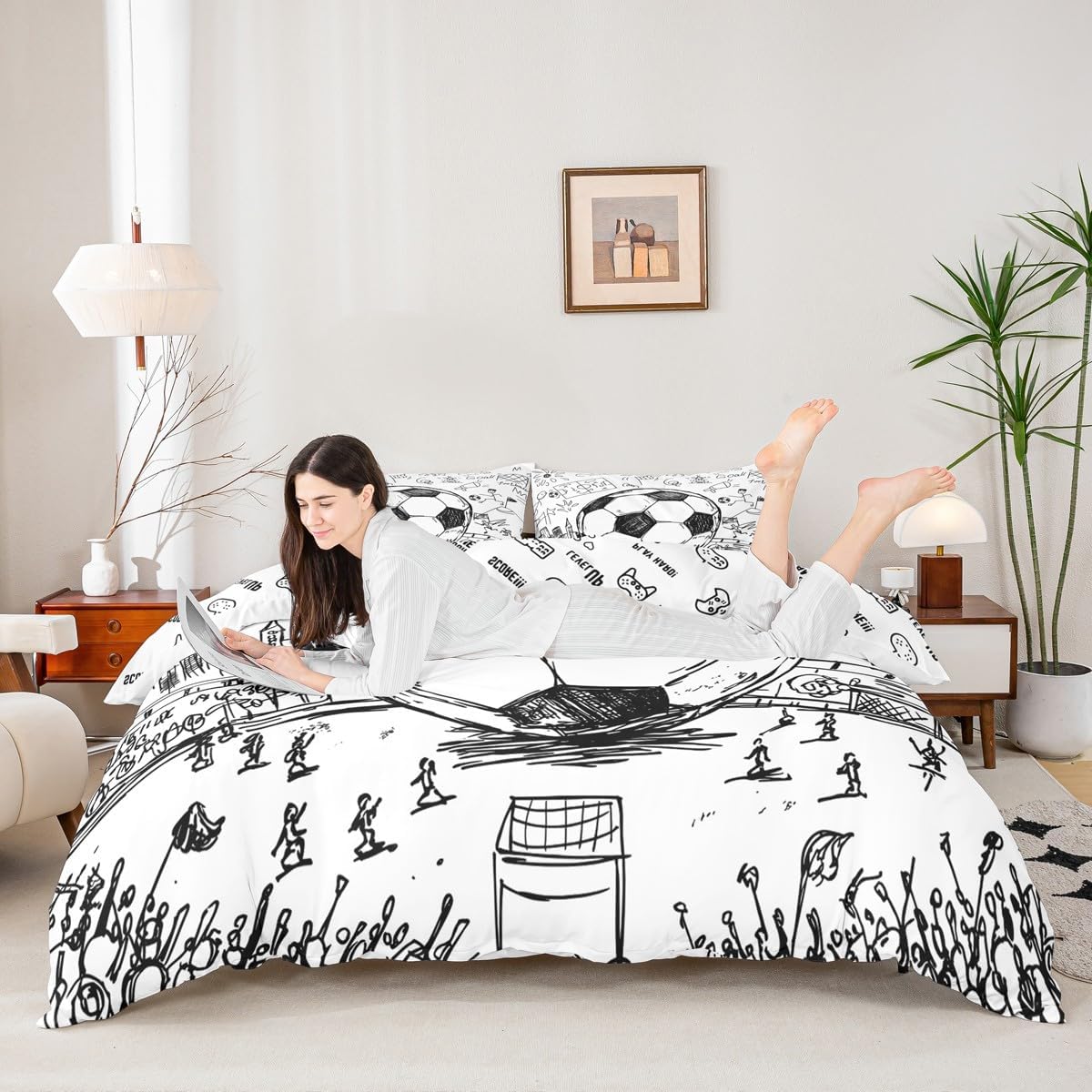 Erosebridal Football Comforter Cover, Hand Drawn Sketch Soccer Flag Network Team Sports Duvet Cover for Boys Teens Men, Decorative 3 Piece Bedding Set with 2 Pillow Shams, Queen Size, White Black