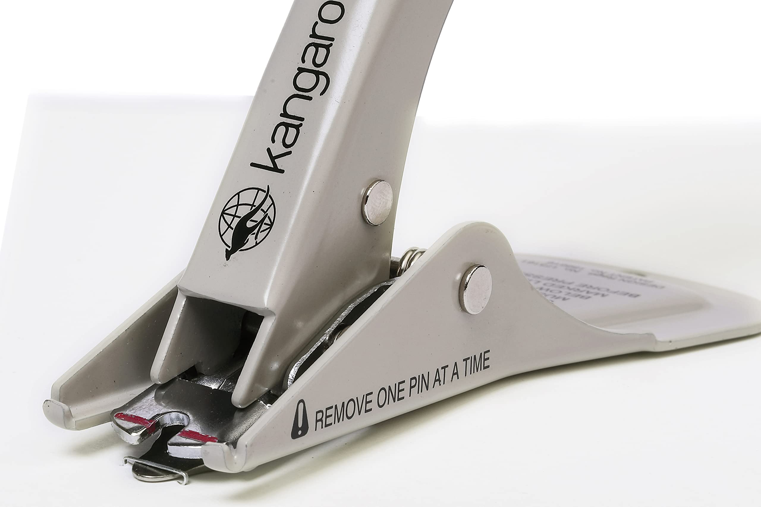 Kangaro Desk Essentials SR-300 Heavy Duty Metal Staple Remover | Suitable for 210 Sheets | Removes Staples up to 23/24 | Pack of 1 | Color May Vary 1