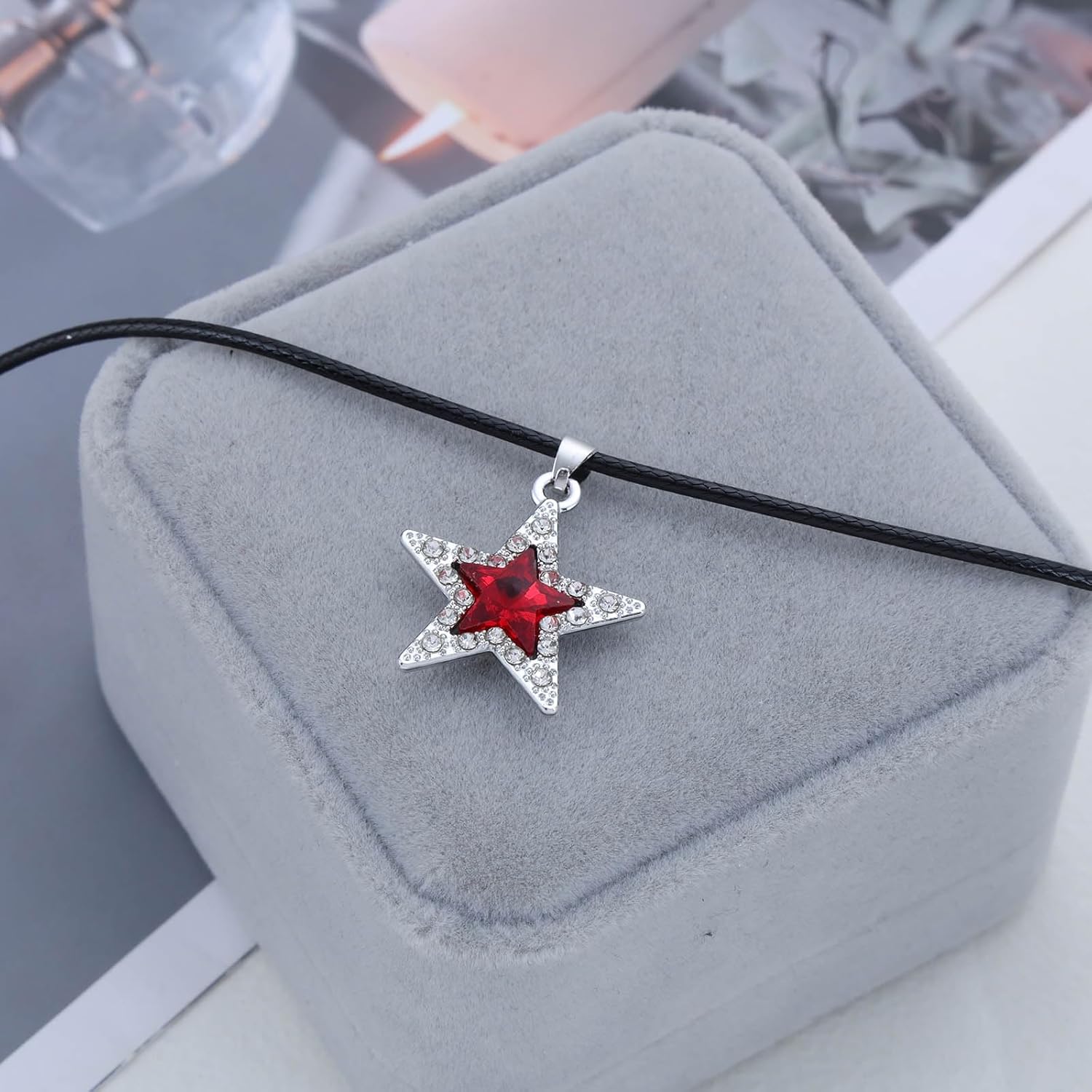 Gothic Star Leather Crod Choker Necklace Red Crystal Star Pendant Necklace Star Collar Necklace Black Leather Cord Necklace Jewelry for Women - Image 4