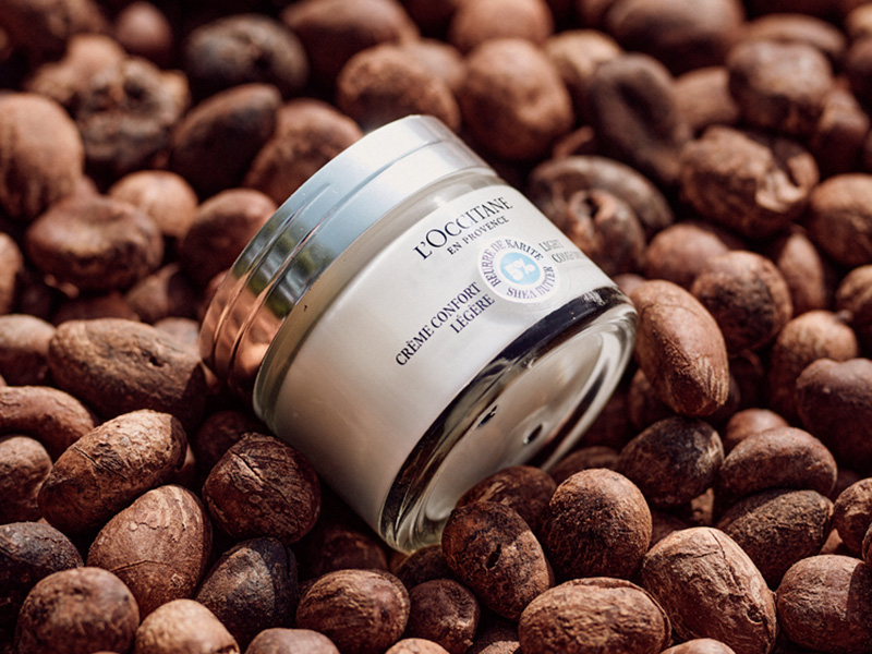 L'OCCITANE 5% Organic Shea Butter Lightweight Comforting Face Cream, Moisturizes, Hydrates & Soothes Sensitive Skin, Non-Comedogenic, Vegan Skincare