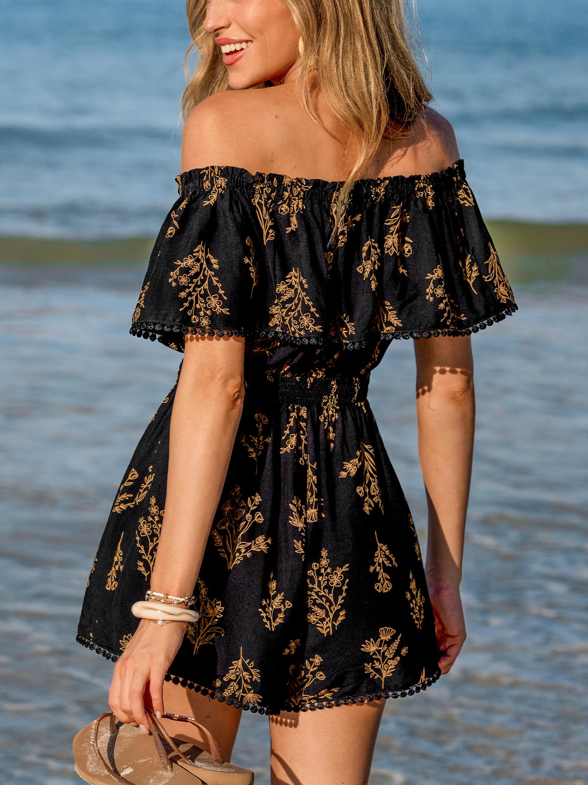 CUPSHE Damen Jumpsuit Sommer Schulterfrei Kurz Overall Blumenmuster Volant Ärmel Strampler mit Taschen Elastische Taille Boho Strand Urlaub Playsuit