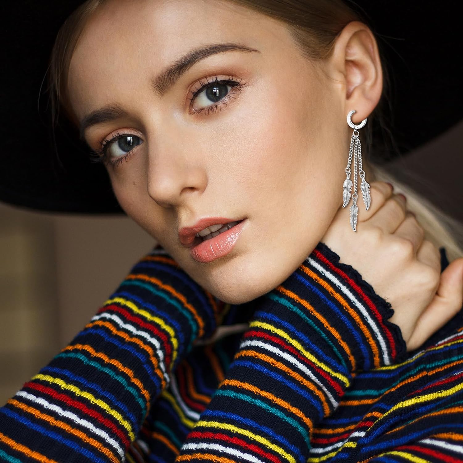 Aroncent Clip-on Feather Dangle Earrings: 3 Pairs Non-Pierced Huggie Gothic Stainless Steel Hoops with Dangling Charms - Gold Silver Black Jewelry Set for Men Women - Image 6