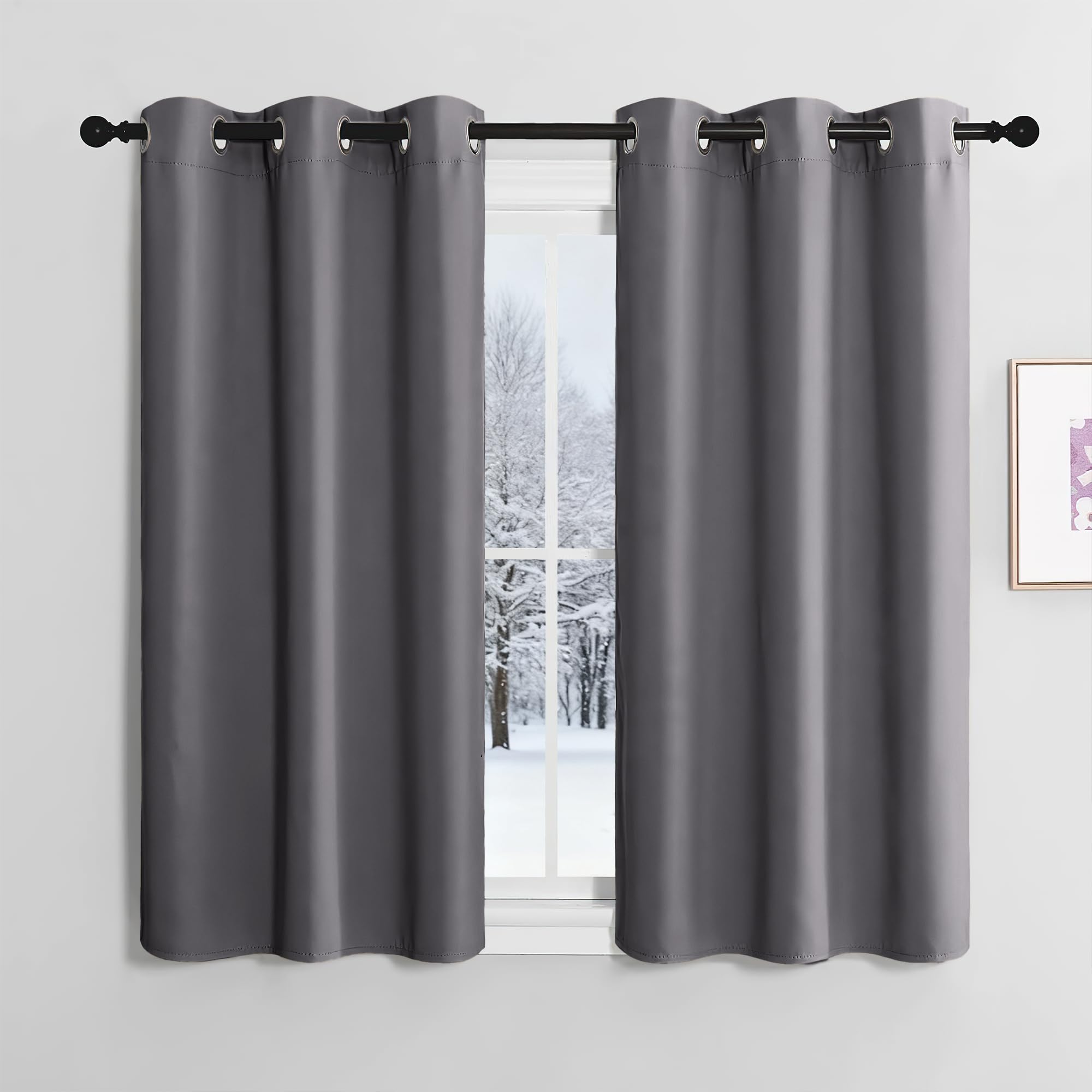 NICETOWN Cortinas Cortas de Ventanas Grises Opacas Cortinas Blackout Termicas Aislantes Frio Decorativas para Salon Dormitorio Habitacion 2 Paneles con Ojales 107x120cm Gris Global Recycled Standard OEKO-TEX STANDARD 100 Global Recycled Standard Global Recycled Standard