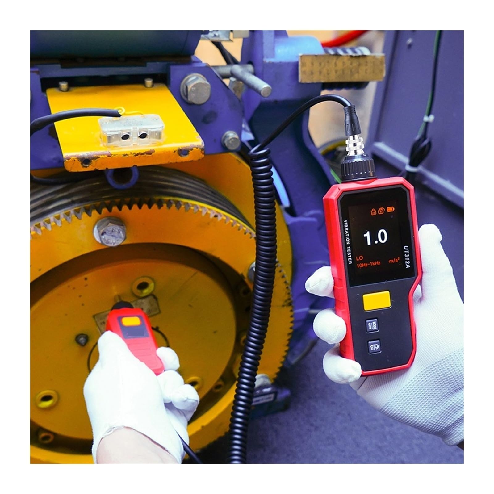 Vibrationsmesser, UT312A Digitales Vibrationsmessgerät Hochpräzise Geschwindigkeits- und Verschiebungstester 2,4-Zoll-TFT-Bildschirm mit automatischer Drehung