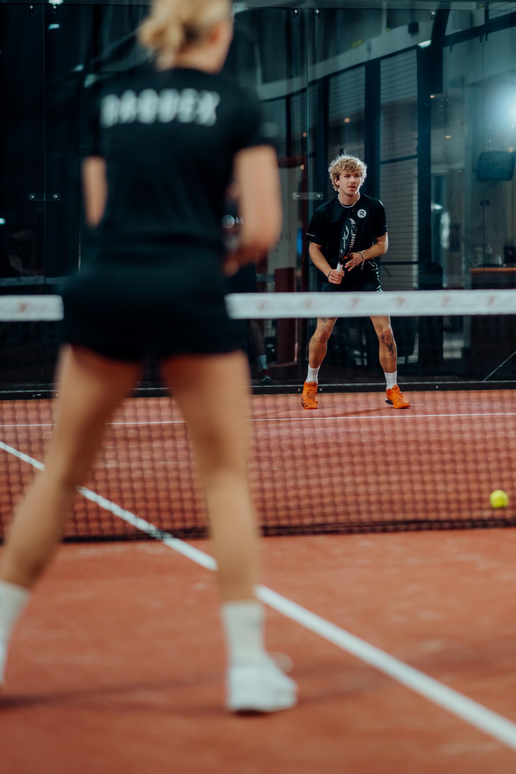 Raquex Excel Padelschläger – für fortgeschrittene Anfänger/Fortgeschrittene – 12K-Carbonrahmen, reaktiver ImpactCore Eva 15-Schaumstoff, Doppelrohr-System für Langlebigkeit – mit Handgelenkschlaufe
