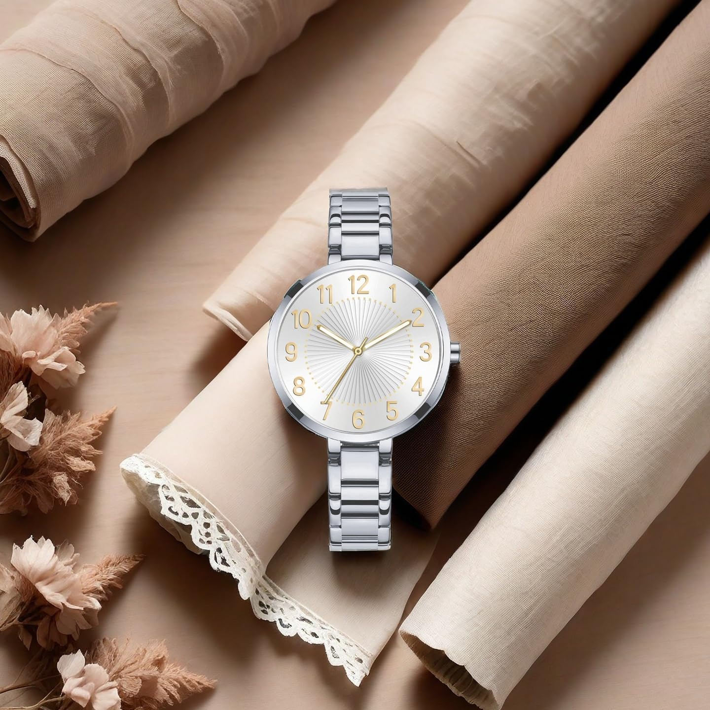 NUOVO Women's Timepiece with Stainless Steel Bracelet and Sunburst Dial