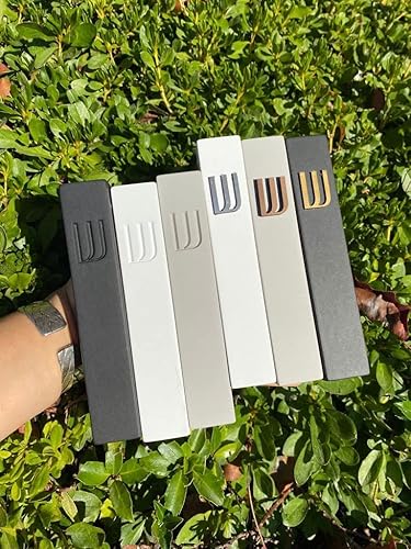 Miniatura 7 de A&S Mezuzot Moderna funda de mezuzá de hormigón con pergamino, fácil de despegar y pegar Mezuza (gris + espinilla grabada, 5 pulgadas)