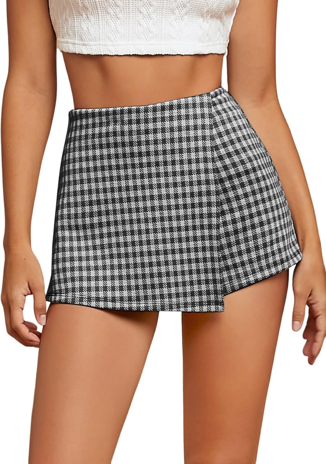 WDIRARA Women's Plaid High Waisted Asymmetrical Vintage Skirt Casual Shorts Skort