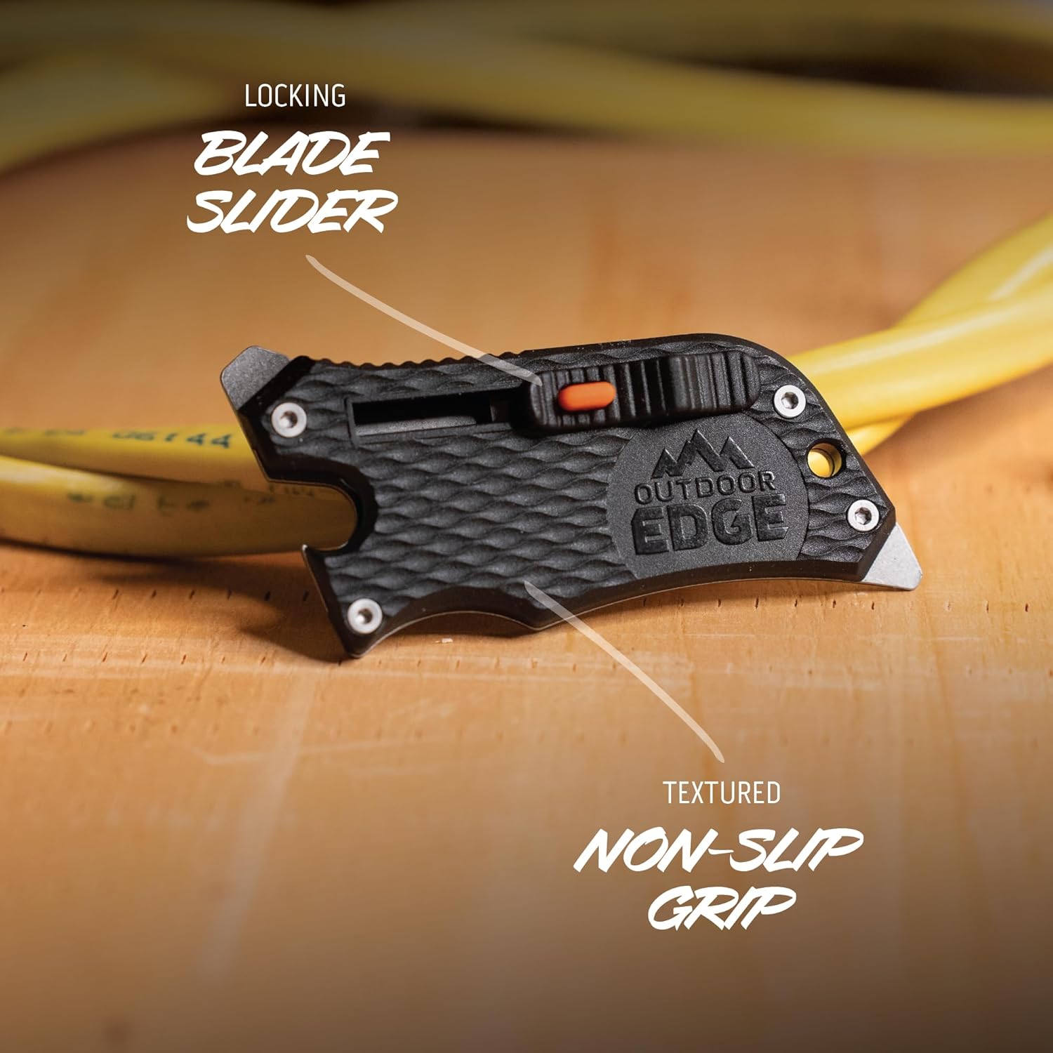 Outdoor Edge SlideWinder - Utility Knife Multitool with Standard Replaceable Razor Blade, Screwdrivers, Prybar, Bottle Opener and Pocket Clip with Locking Auto-Retracting Blade