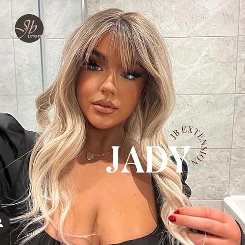 Miniatura 4 de Peluca rubia balayage JADY con flequillo en capas, larga, rizada, rubia fría, para usar y llevar, pelucas sintéticas naturales para uso diario