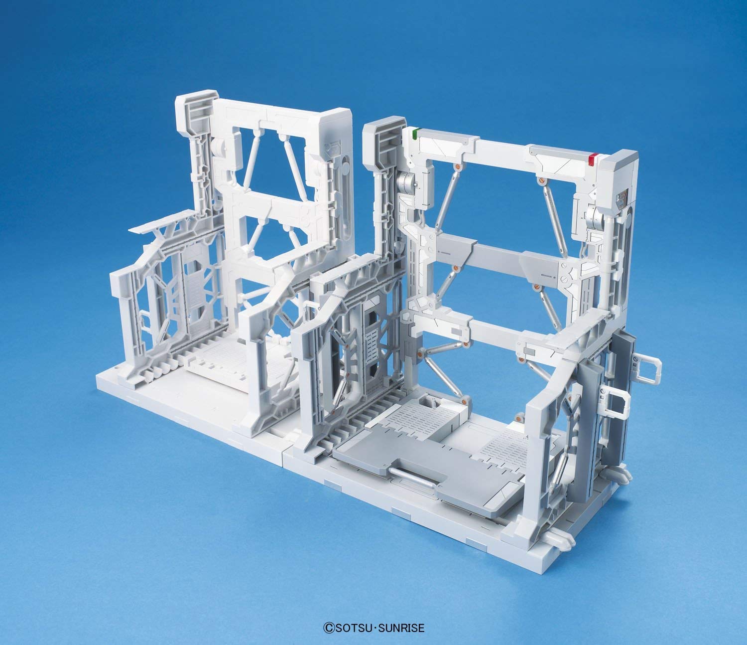 ビルダーズパーツ 1/144 システムベース 001 (ホワイト) Amazon | ビルダーズパーツ 1/144 システムベース 001 (ホワイト