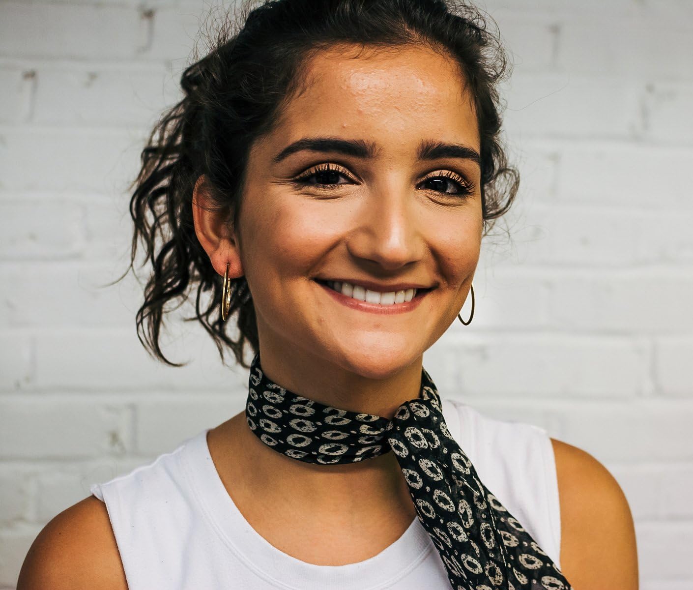 14K Gold Oval Hoop Earrings, (31-52mm) (2mm Tube)