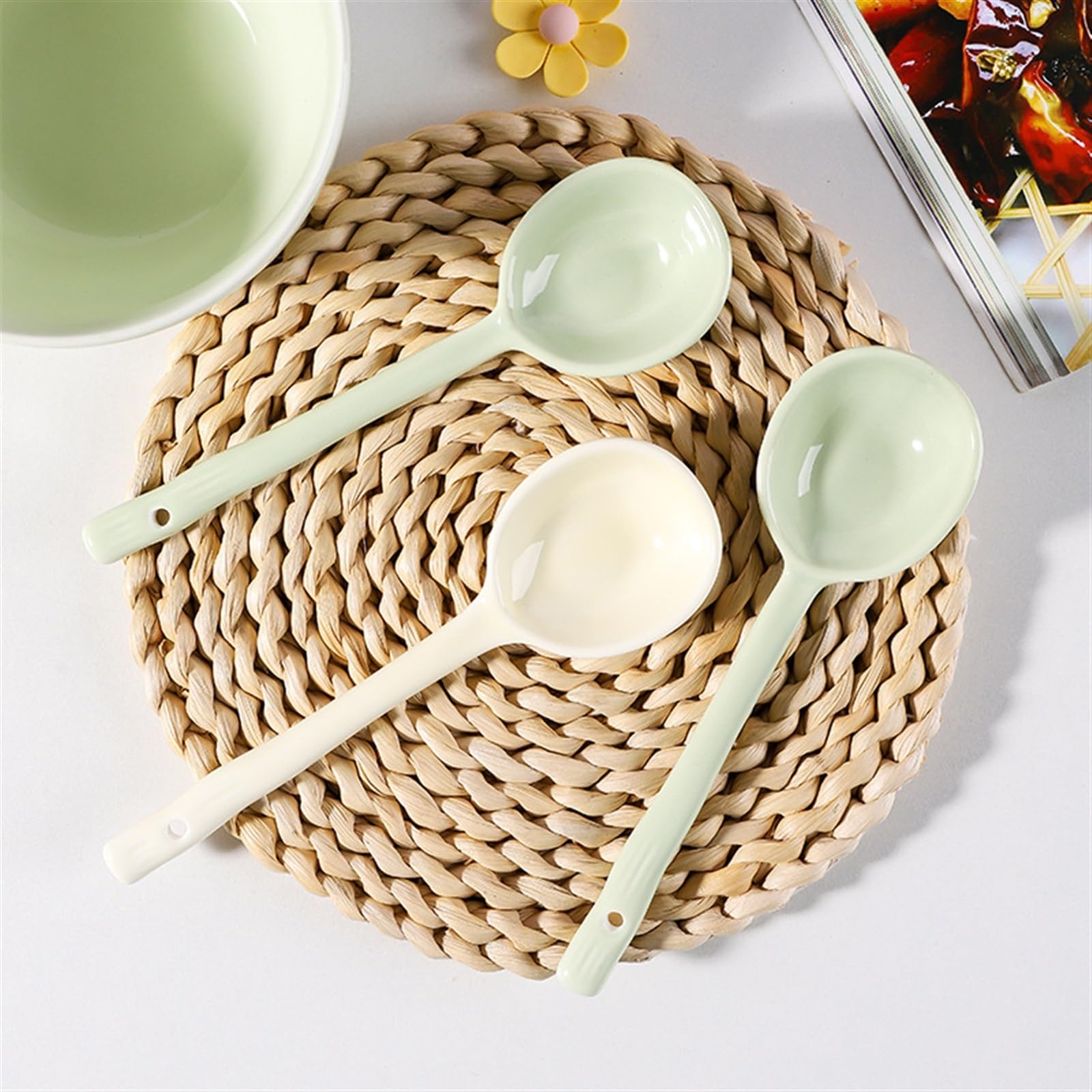 Cuchara for sopa, 2 piezas, cuchara de cerámica japonesa de mango largo, cuchara for sopa doméstica, cuchara pequeña, cuchara for revolver de porcelana, cuchara for café, cuchara for cena(Yellow)
