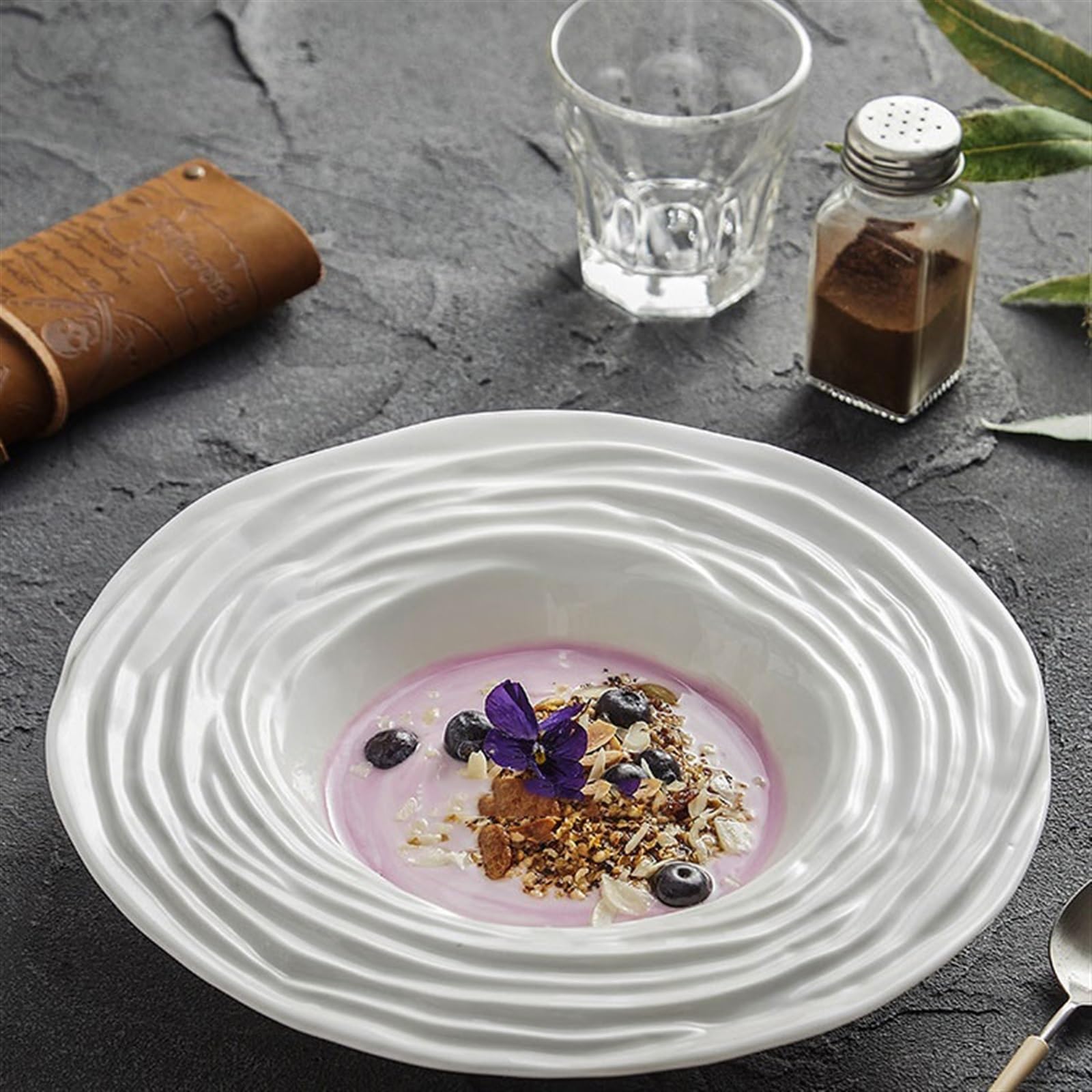 Talerze Deserowe Talerz ze słomianym kapeluszem Duży biały ceramiczny wzór fali na warzywa Pogłębiający talerz do zupy Hotelowa atmosfera Sensation Zastawa stołowa Zastawa stołowa(12 inch)
