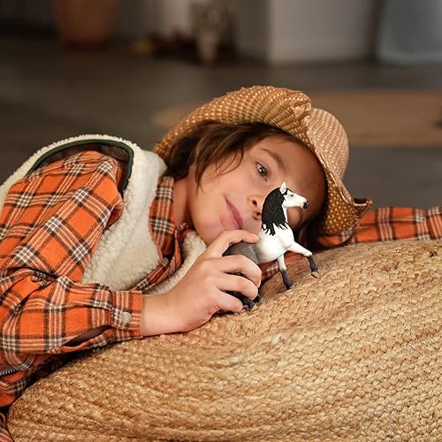 Miniatura 24 de Schleich Club de caballos, juguetes coleccionables de caballo para niñas y niños Knapstrupper juguete de caballo manchado, a partir de 5 años