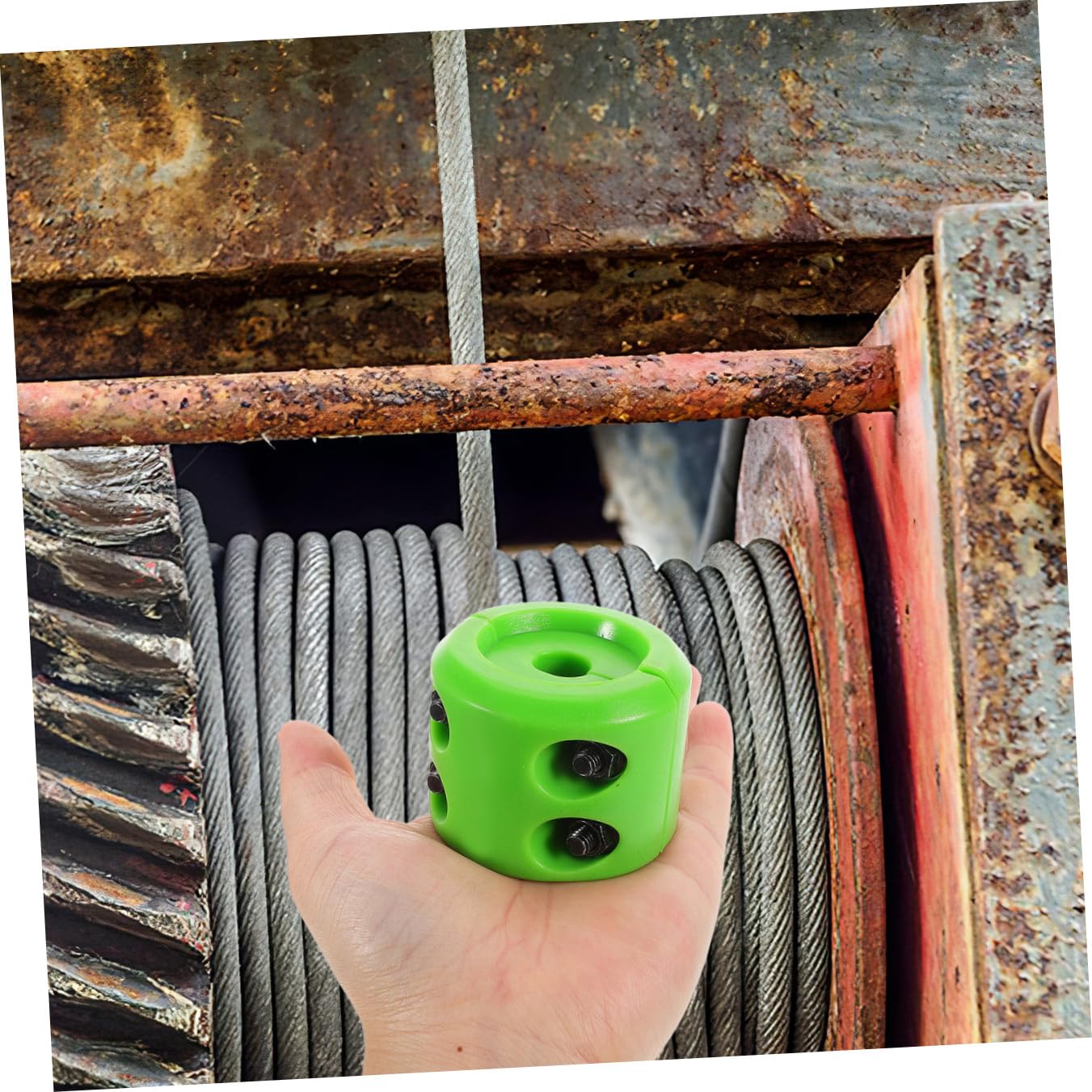 TOPBATHY Butée de Câble de Treuil en Caoutchouc Vert, Facile à Installer, Protection pour Câble Synthétique et Crochet de Treuil, pour Rangement Compact et Usage Mobile