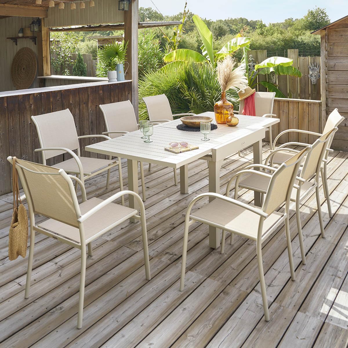 HESPERIDE - Mesa de jardín extensible Piazza Clay - 8 plazas - Aluminio con revestimiento epoxi antioxidante - Extensión deslizante para muebles de exterior