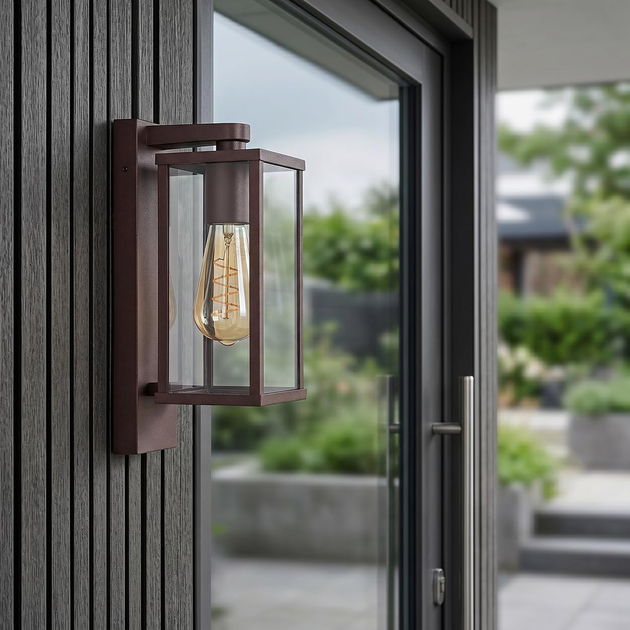 HOFSTEIN Außenwandleuchte Tourega, Außenwandlampe aus Metall/Glas in Rostfarben/Klar, moderne Wandleuchte abwärts außen im Vintage-Design mit Lichteffekt, E27, IP44, Garten, Hof, Außenbereich, Haustür