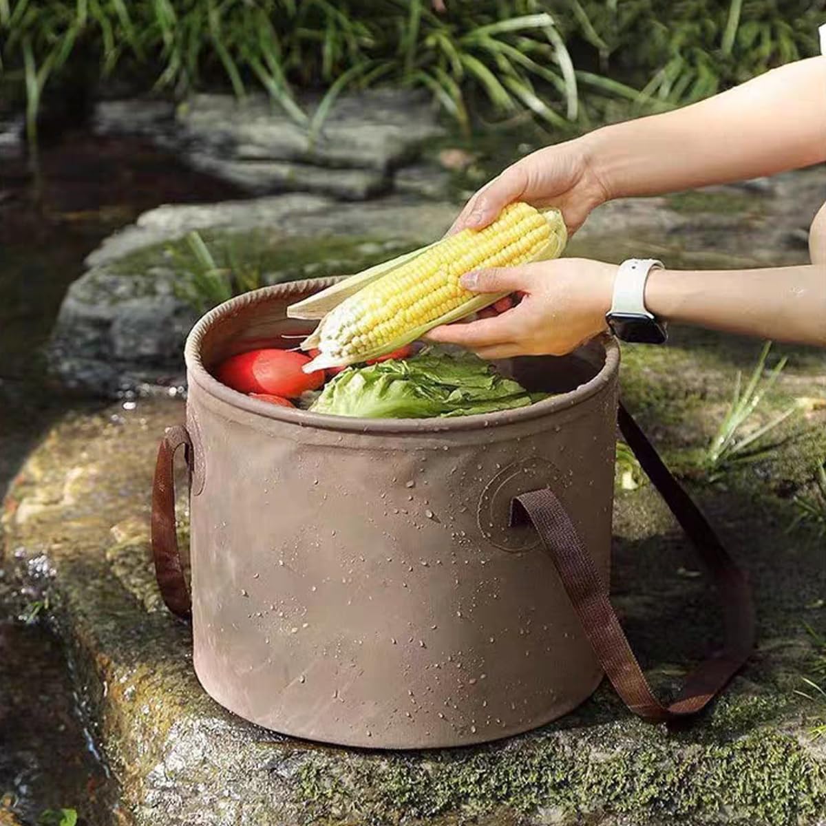 Foldable Bucket, Foldable Bucket with Handle, Hand Basin, Portable Water Storage Device, Outdoor Multifunctional Portable Foldable Bucket (Light Coffee Color, 5.28 gallons(20L))