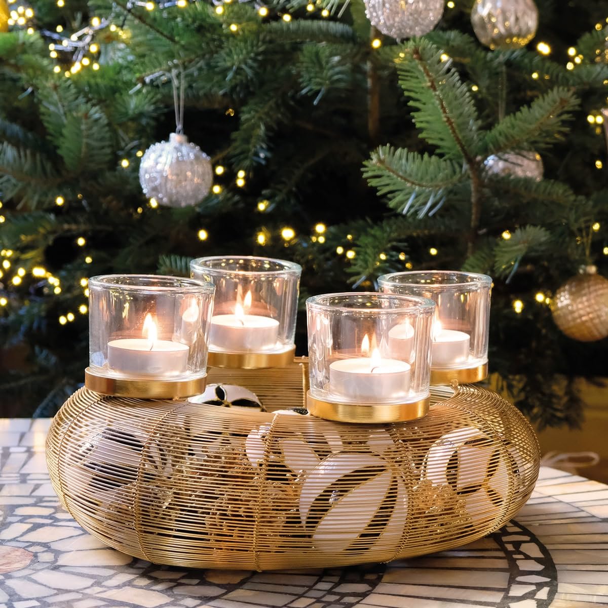 Weihnachtskugel aus Glas 24er Set Hängedeko für Weihnachtsbaum und Zweige - Christbaumkugeln Ø 8 cm Weihnachtsdeko Ornamente - Elegante Weihnachtskugeln für Innen Weihnachtsschmuck schwarz & weiß