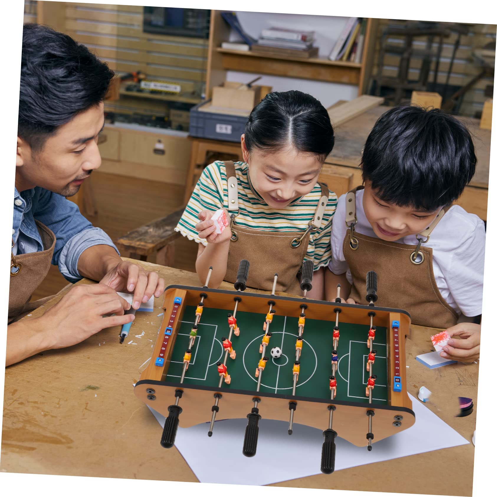 Gioco da Tavolo Creativo Calcio Balilla Verde in Plastica e Acciaio Inox, Robusto e Durevole, per Festa Scuola Decor e Interazione Genitore-figlio