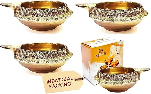 Craftsman Diya del dios Kúbera hecha a mano en latón con grabado dorado para Diwali, Lámpara de aceite tradicional india Pooja Puja, Artículos de