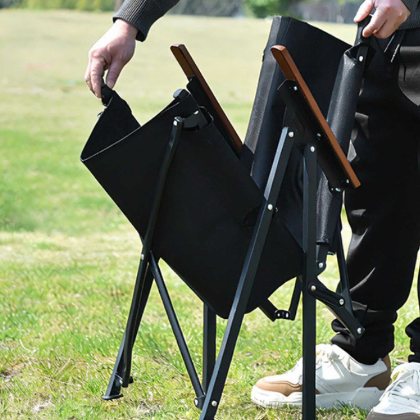 Harilla Siège de Camping Repliable avec Structure en Acier au Carbone et Tissu Oxford pour Les Activités de Plein Air et Les Loisirs Créatifs, Noir Encre