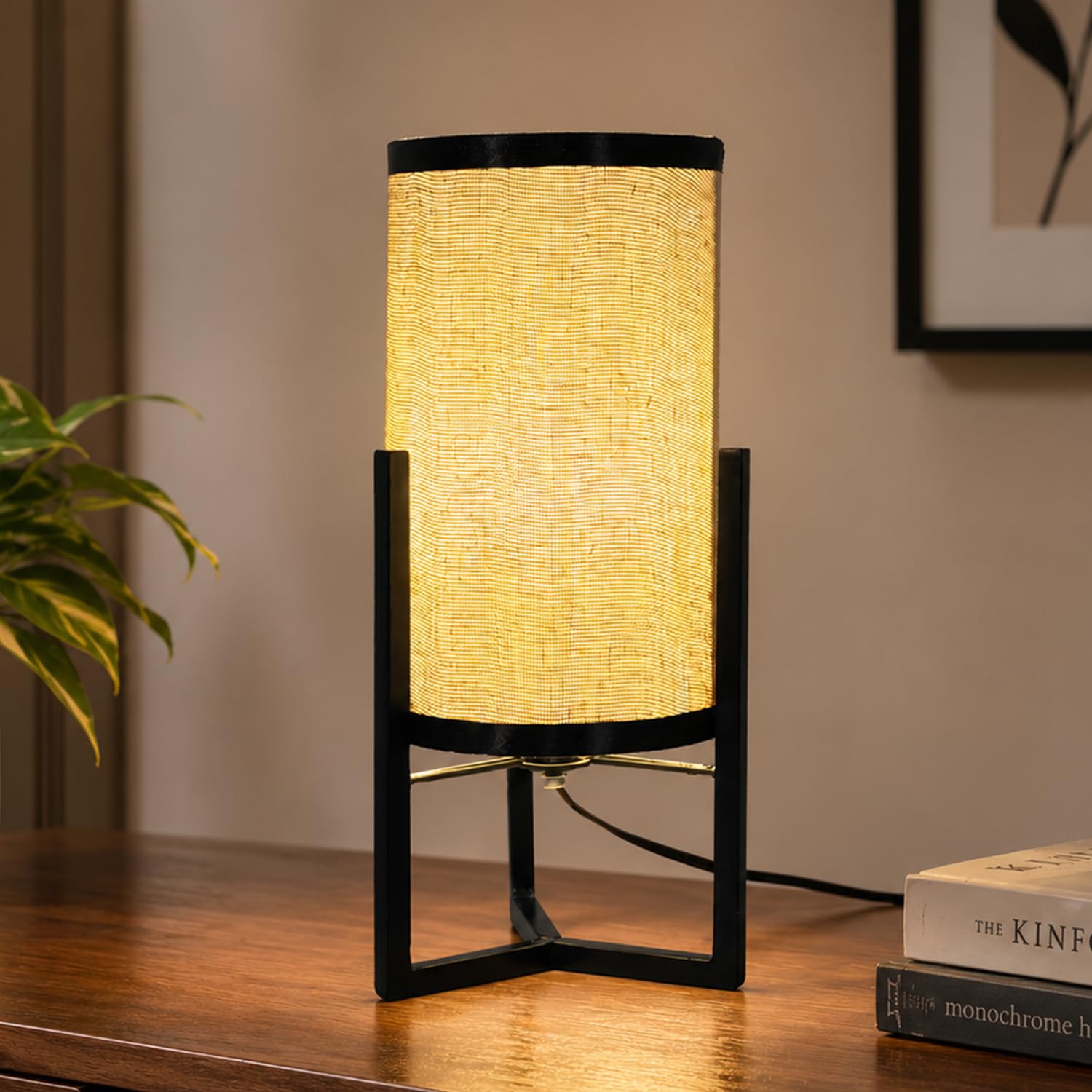 Amazon Basics Minar Black Iron Frame Table Lamp | Iron Tripod Base with Polyester Shade | E27 Holder | Decorative Night Lamp for Bedroom, Living Room & Study Room | Home Décor Gift