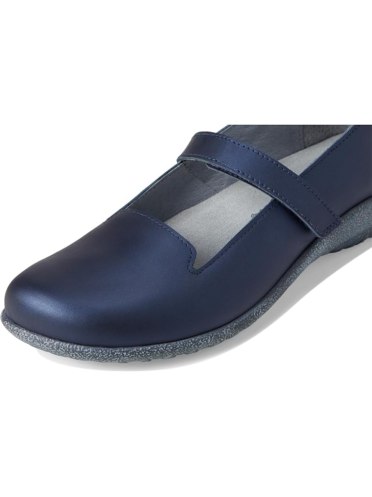 Navy Naot Purini