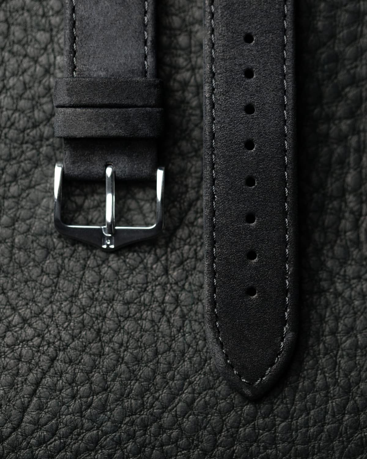 Correa de reloj HIRSCH Osiris L - piel de becerro auténtica - clásica/elegante - damas/caballeros - Nubuk negro - 18 mm