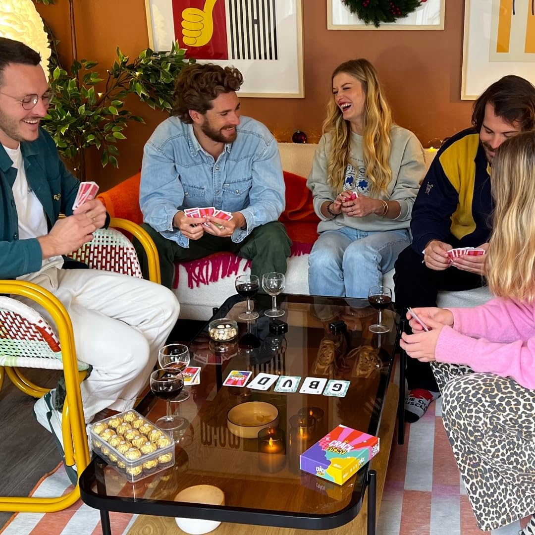 CRACK STORY – Gioco di Carte Divertente e Coinvolgente | Perfetto per Serate, Aperitivi, con Amici o in Famiglia | 2-8 Giocatori | Età 10+ e Adulti | Durata: 30 Min | Versione Italiana