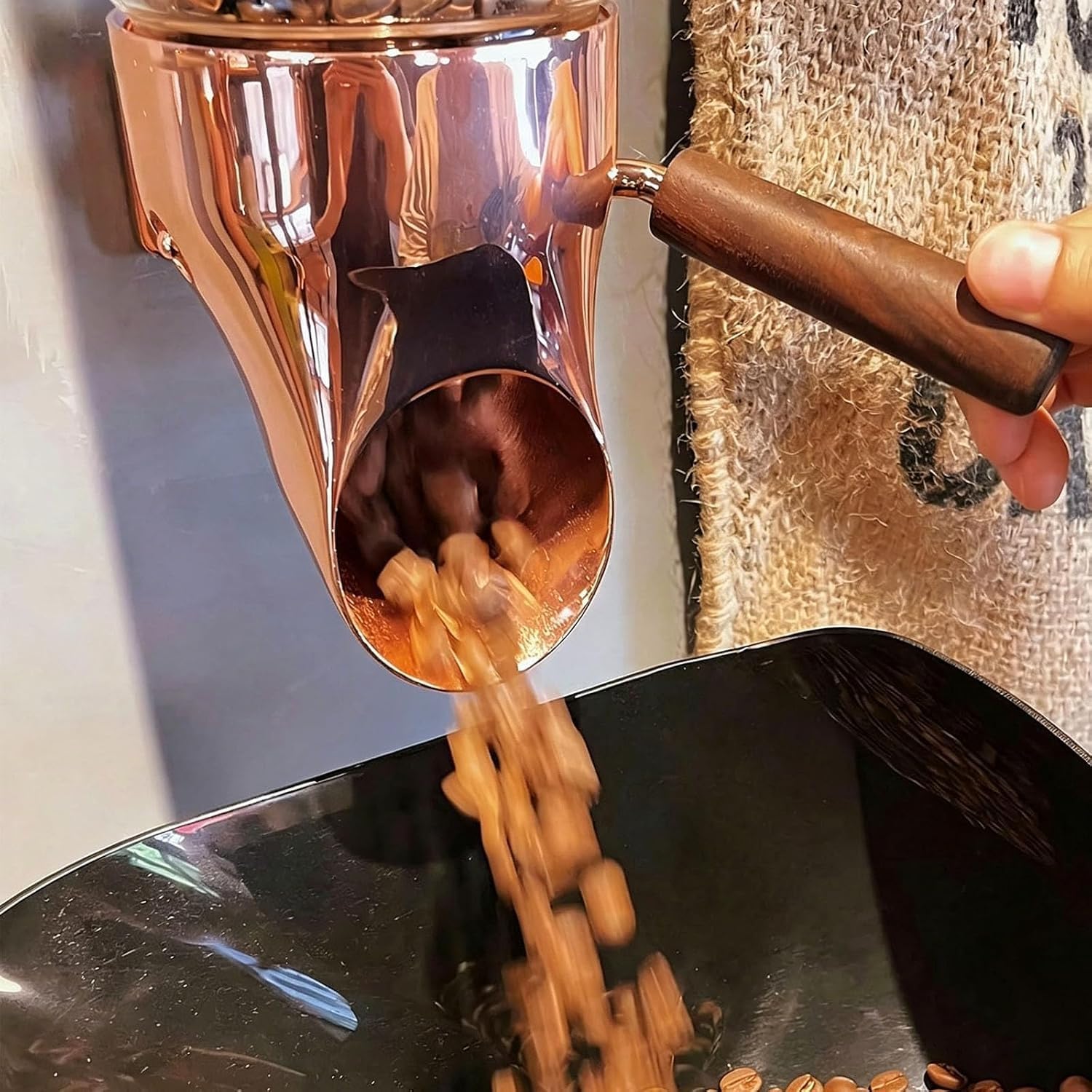 Erogatore Di Caffè In Grani A Parete Con Uscita Regolabile