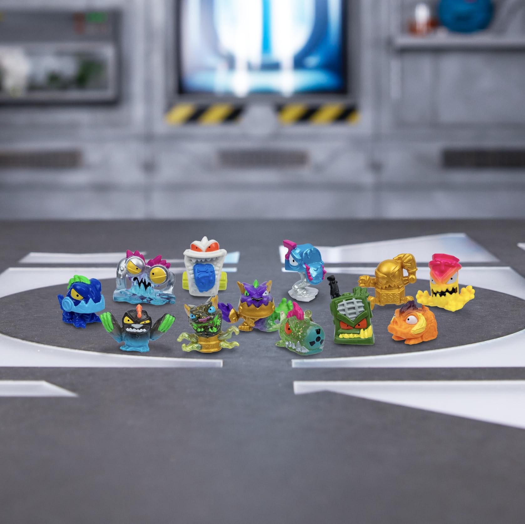 MrBeast Lab Swarms S2 Mega Lab 12Pk AST 1, Figures - Amazon