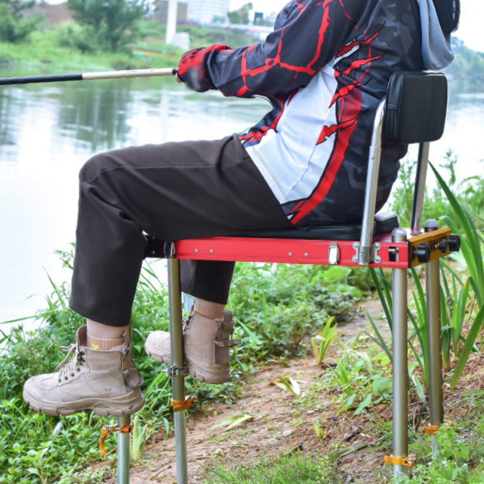Siege de Pêche Pliable Chaise Tabouret Fauteuil Dossier Matelassé Structure Alu Résistante à la Rouille Réglage Pieds Indépendants Pliant Compact, Color to 2, 750