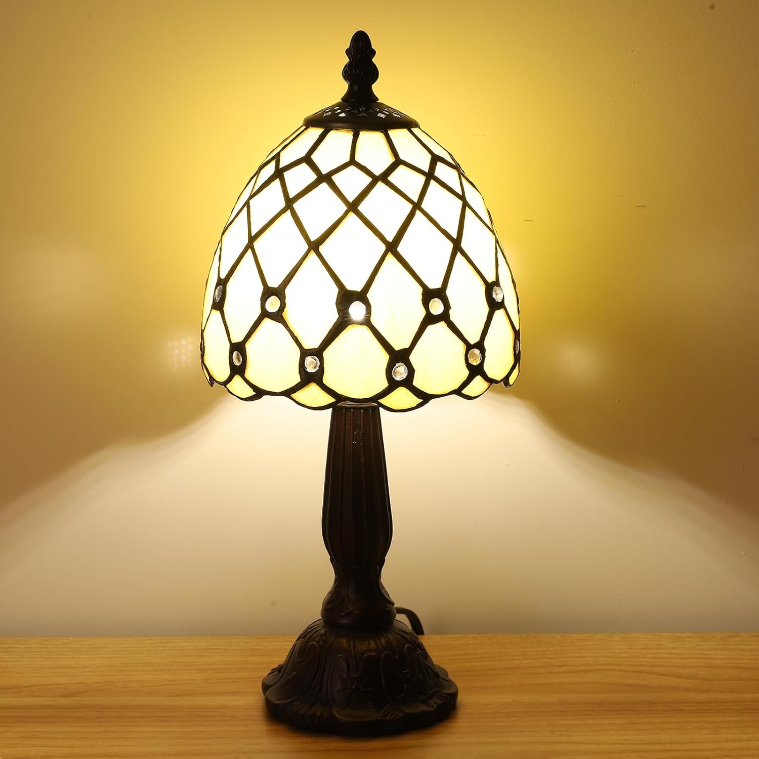 Small Tiffany Style Table Lamp for Living Room,3 Color Temperature Beads Stained Glass Table Lamps for Dining Room,6X6X13Inch Bedroom Bedside Nightstand Night Light for Bedroom W/LED Bulb Gold Beads 6X6X13Inch