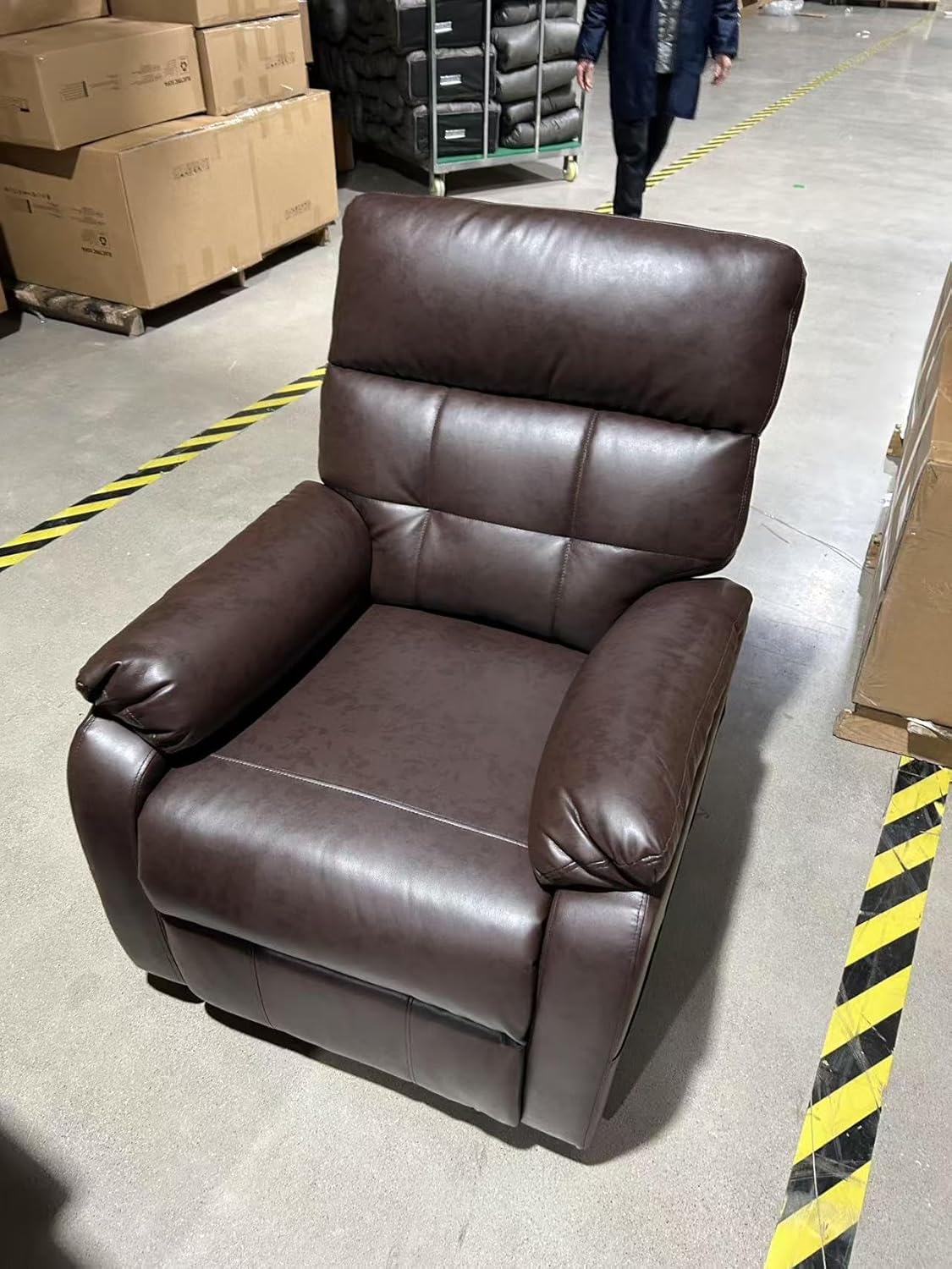 Massage Chair Recliner with Heat,Manual Recliner Chair for Adults,Lazy Boy Recliner Chair with Cup Holder,2 Pockets,Adjustable Backrest,Footrest,Oversized,Heavy Duty (Dark Brown)
