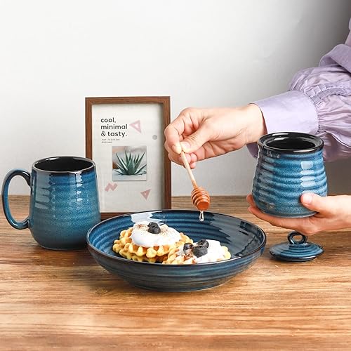 Vista 2 de HASENSE Maceta de cerámica para miel con tapa, tarro de miel de 12 onzas con vaso de madera, juego de palitos y frascos de miel, lindo recipiente