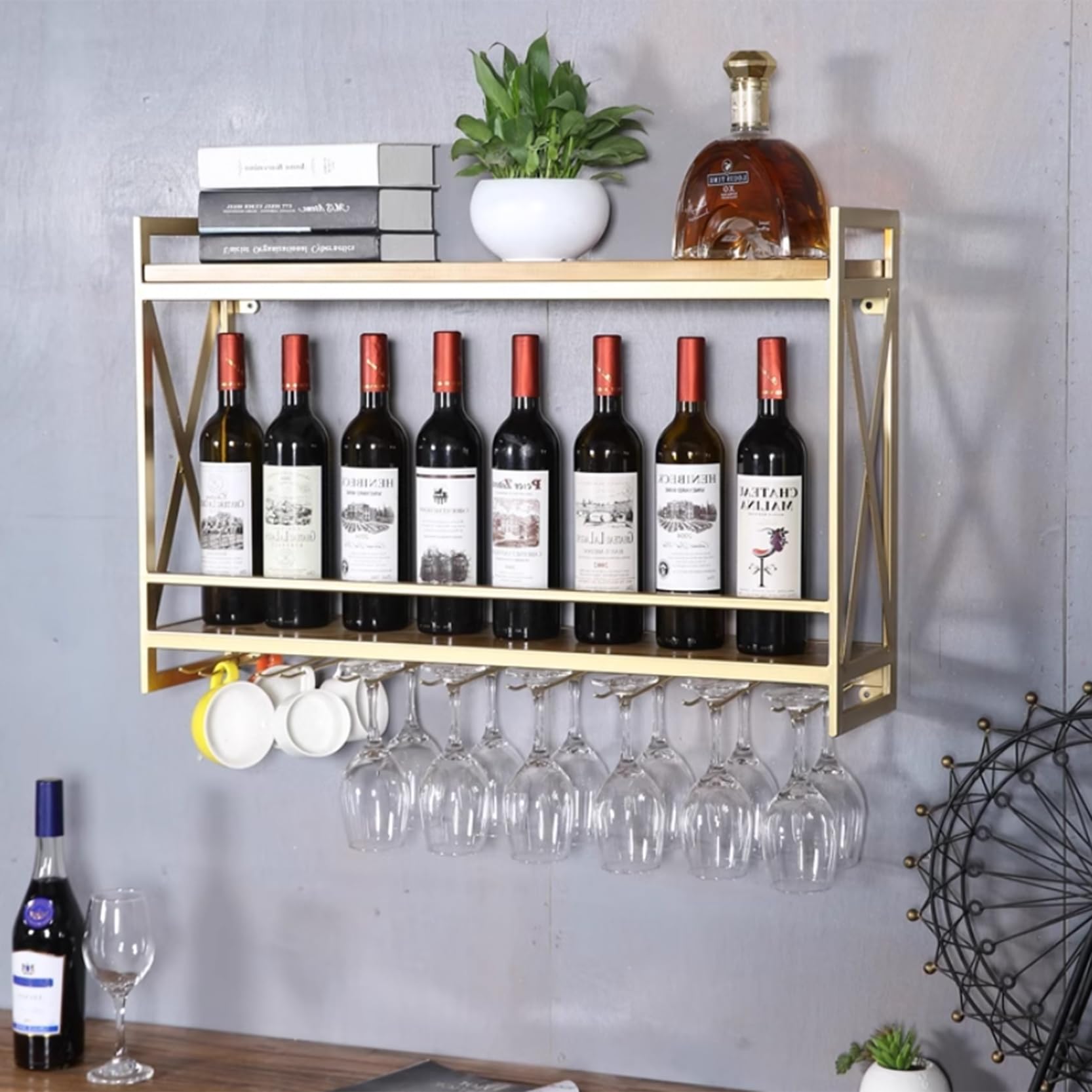 Casier à vin mural industriel doré 100cm avec porte-verre suspendu pour cuisine et bar