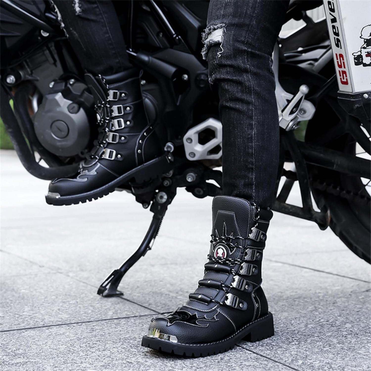 Men S Black Genuine Leather Combat Boots Gothic Skull Style Punk Style Motorcycle Boots Thin Strap High Top Combat Boots Suitable For Cycling Parties And Outdoor Activities