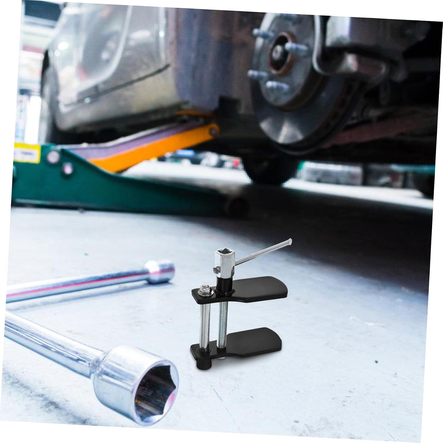 PRETYZOOM Brake Tool Disc Caliper Tool Multi Piston Brake Caliper Tool Disc Brake Pad Spreader Removal Rear Brakes Caliper Piston Tool Universal Select Brake Caliper Spreader Black Iron