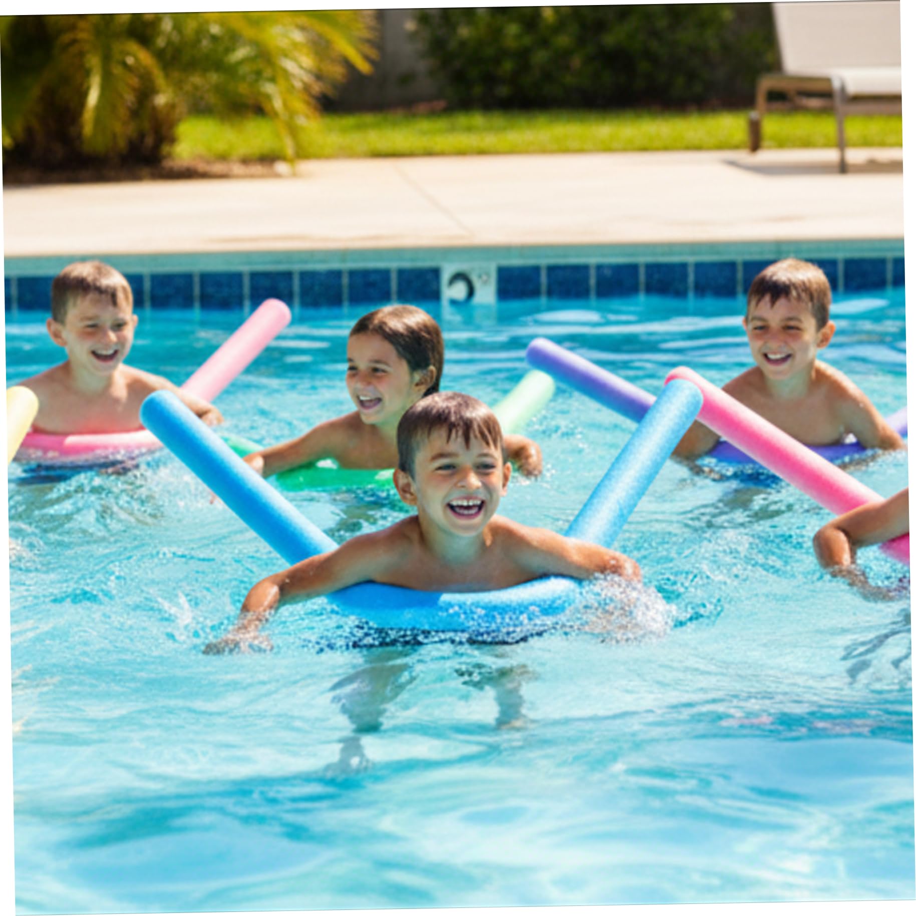 Confezione da 6 Noodles in Schiuma per Piscina - Noodles per Piscina da 59 Pollici per Giochi d'Acqua e Galleggianti in, 6 Colori