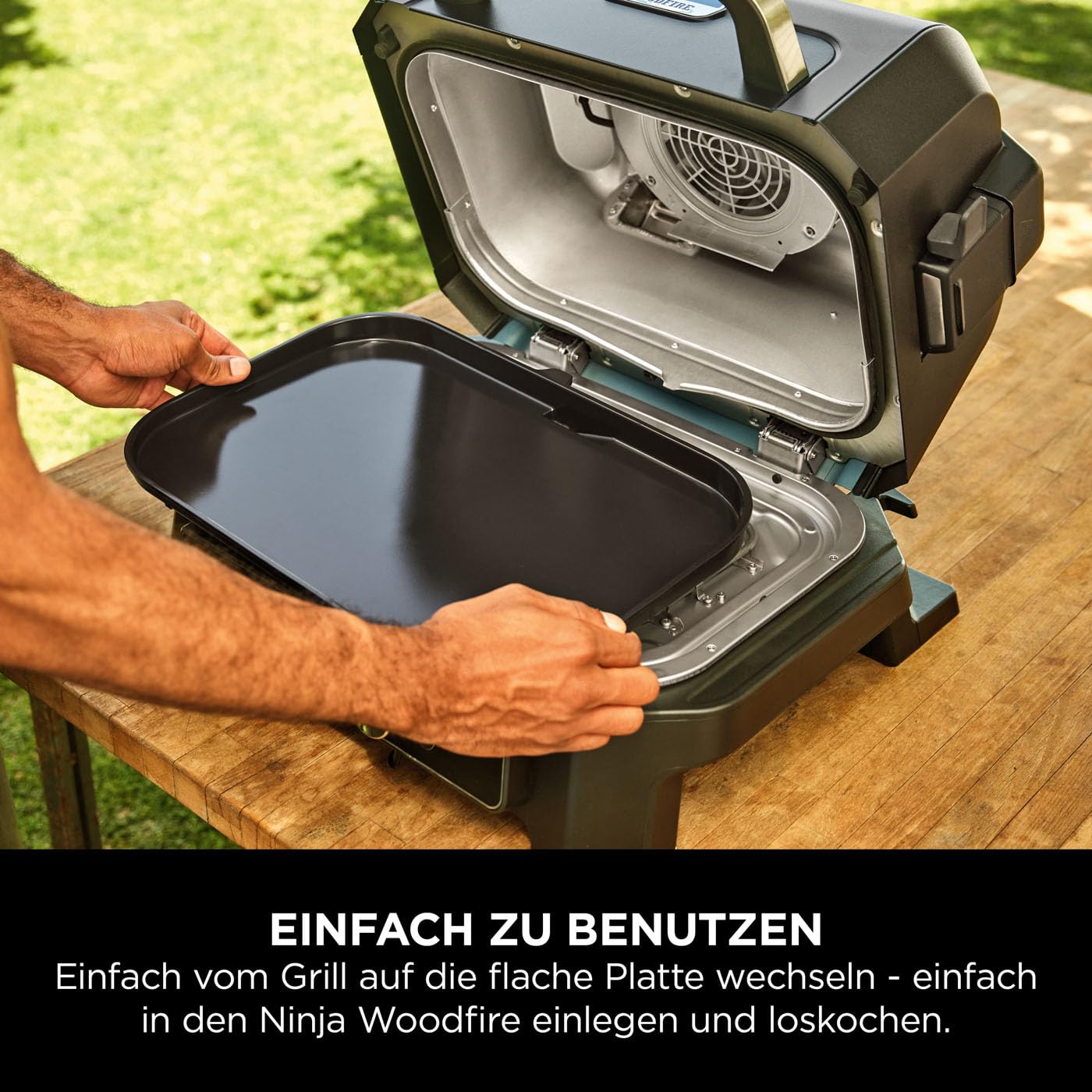 Ninja Woodfire XL flache Grillplatte, kompatibel mit Ninja Woodfire XL BBQ Grill OG850/OG901, offizielles Zubehör, antihaftbeschichtet, Schwarz XSKOGXLFPLTEU