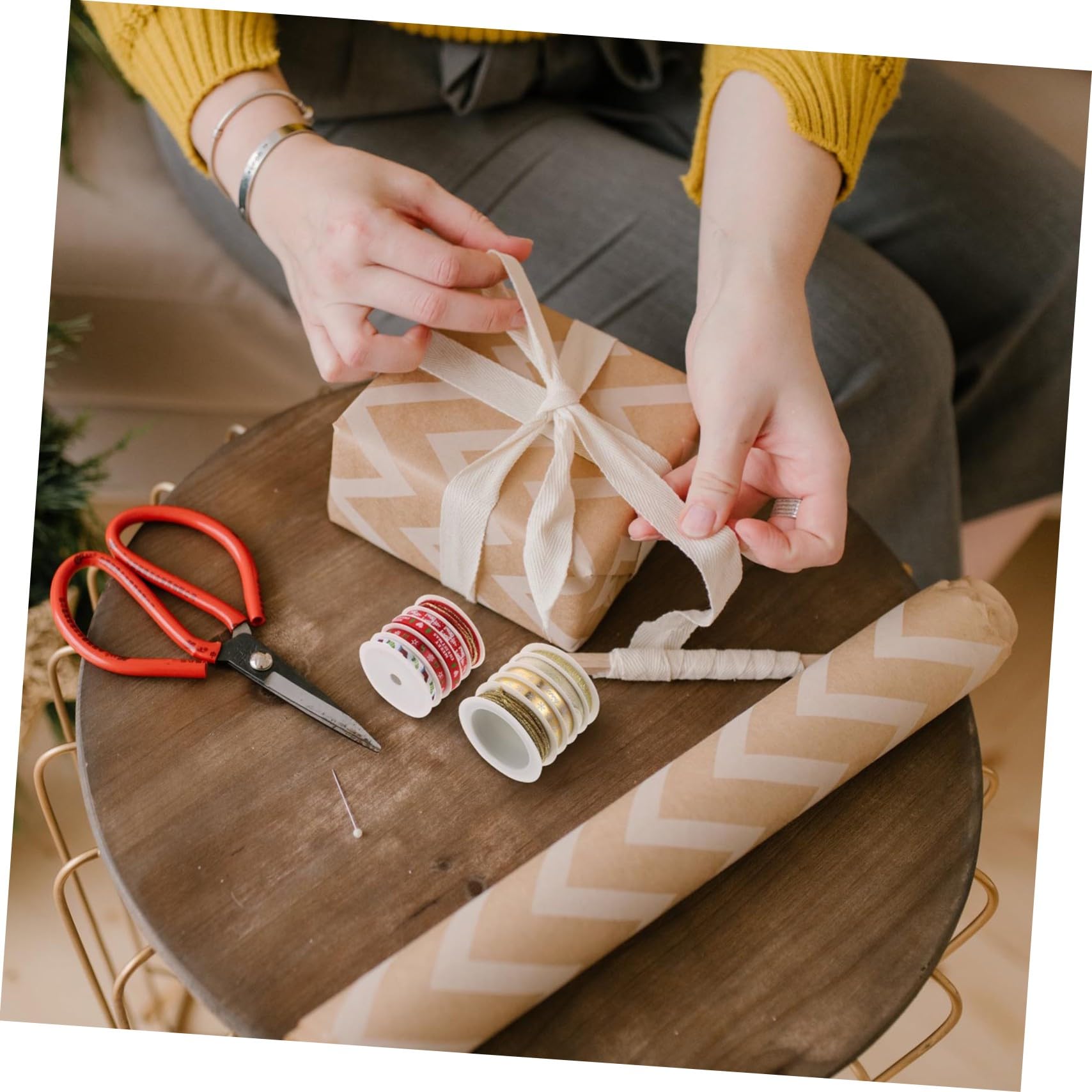 Angoily 10 Sätze Weihnachtliche Geschenkband Teilig Polyesterbänder in Rot und Gold für Geschenkverpackung DIY Bastelarbeiten Festliche Dekorationen und Partyaccessoires