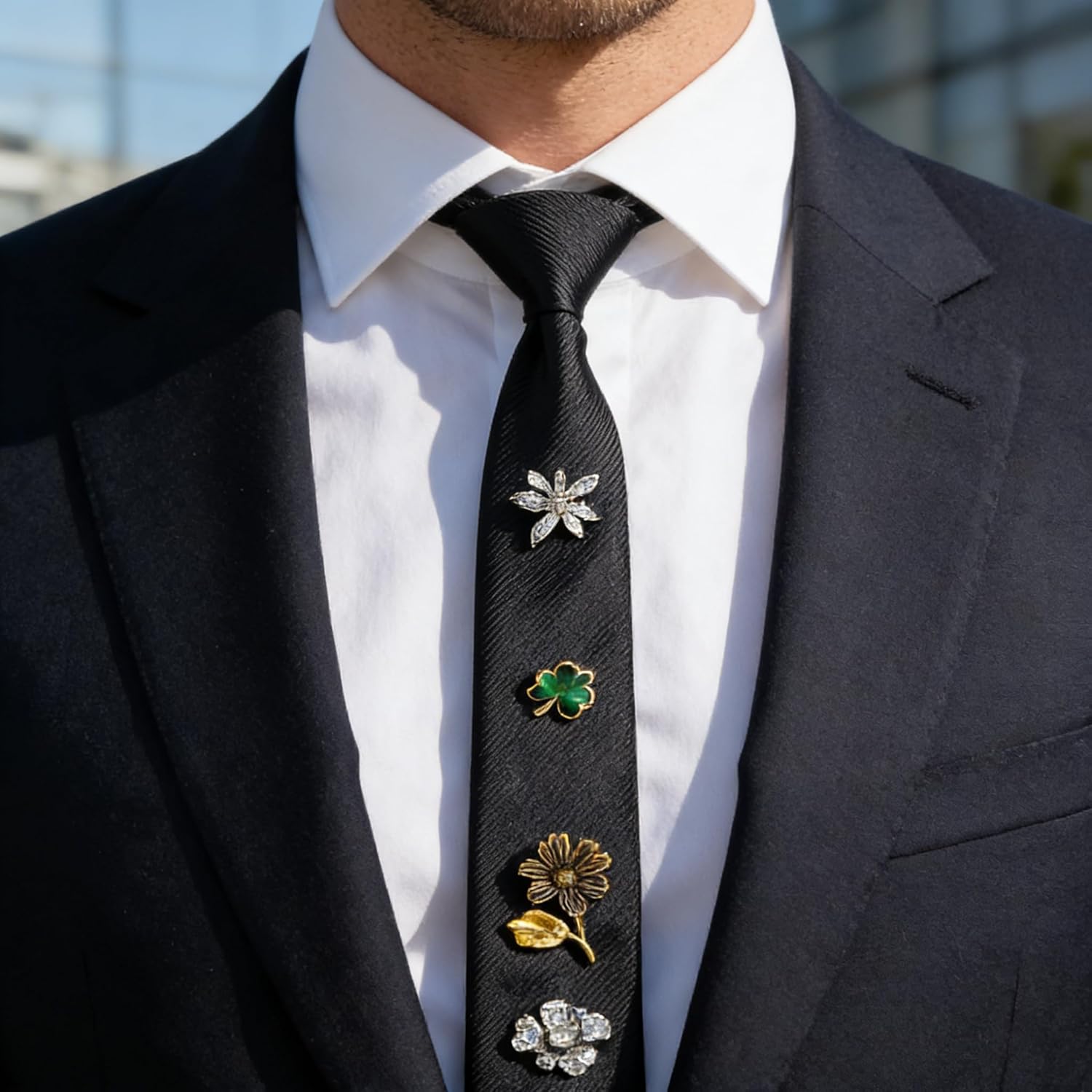 Men's Pre-Tied Adjustable Necktie, Vintage Metal Bee Brooch Tie, Formal Party Dress Accessory for Gentlemen-2 Color